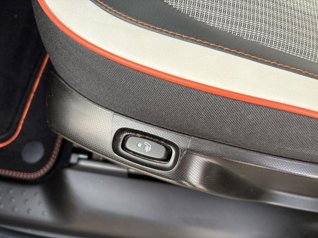 RENAULT Twingo - Bild 9
