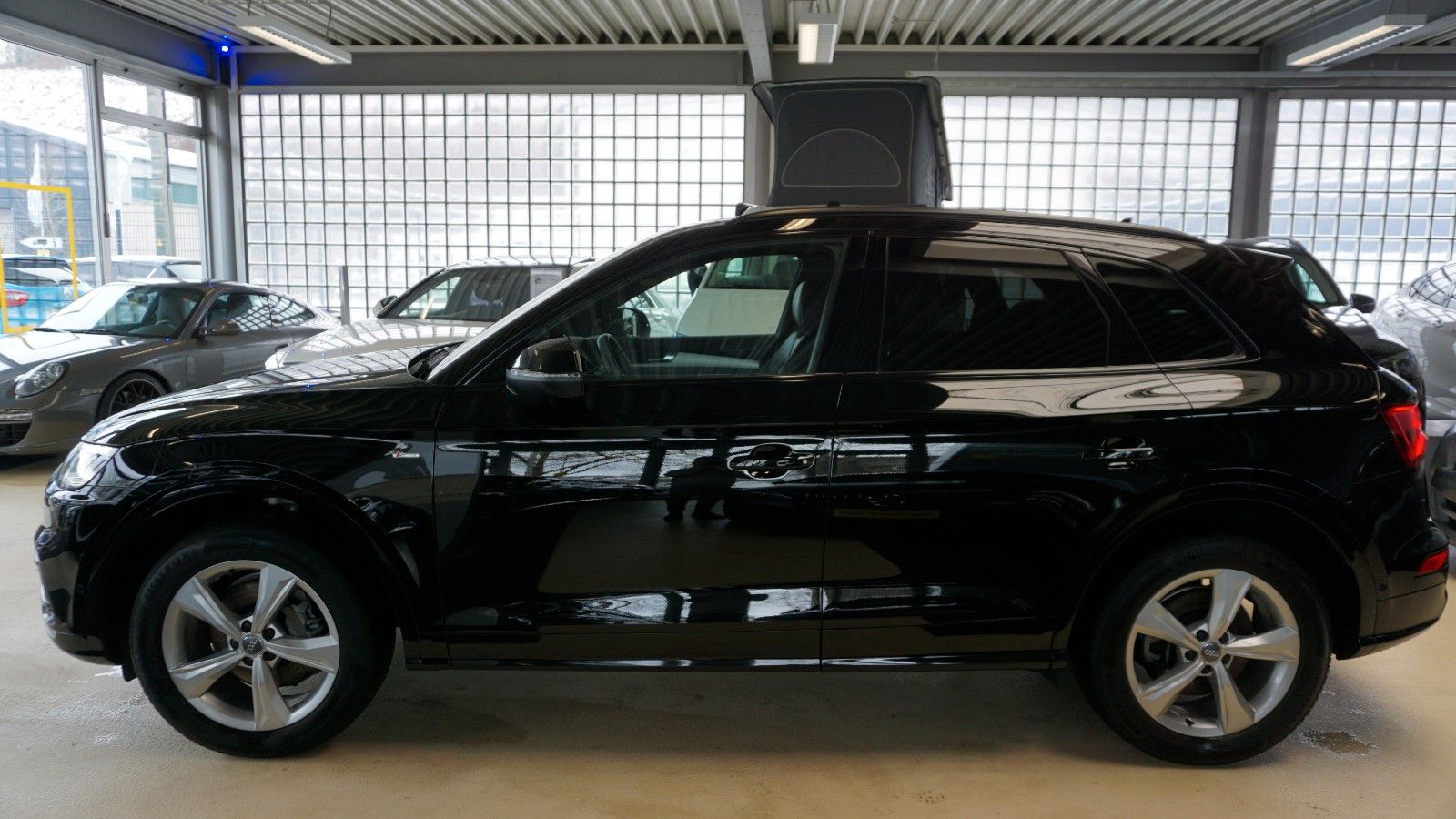 Fahrzeugabbildung Audi Q5 40 TDI quattro sport S line  Plus *VIRTUAL*