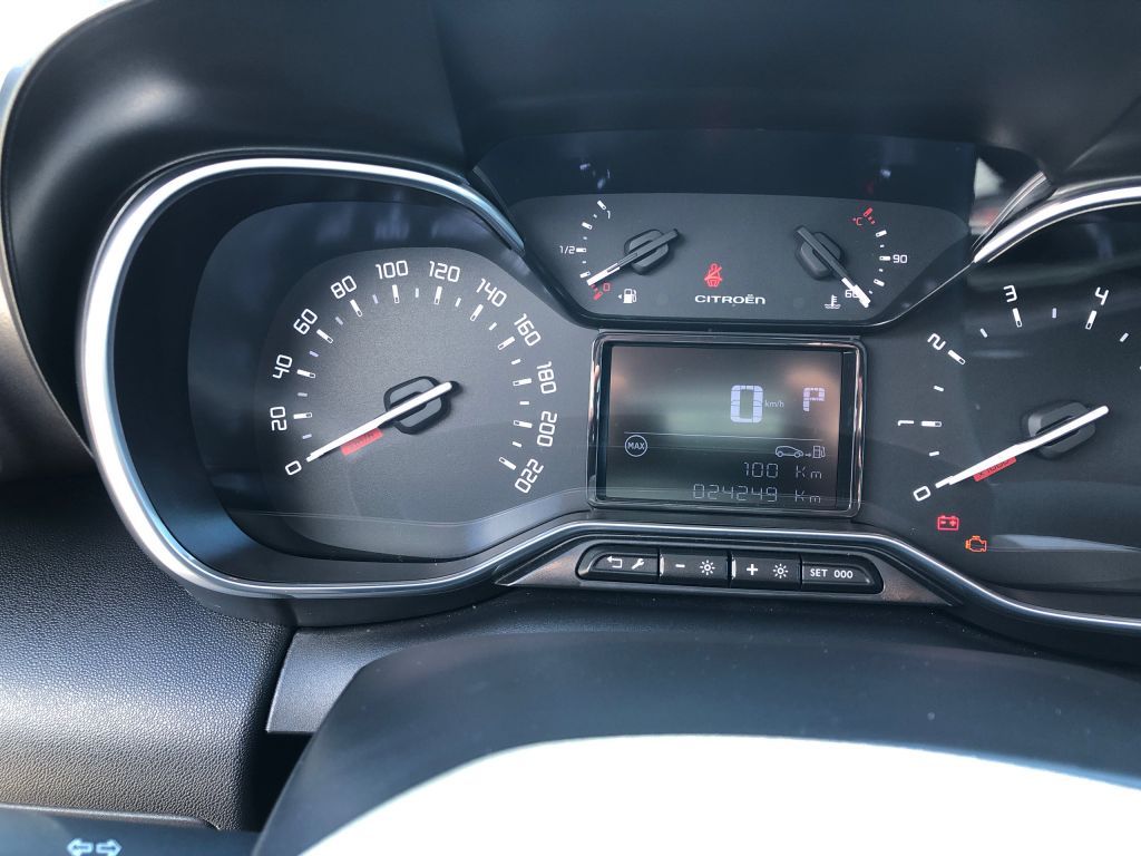 Fahrzeugabbildung Citroën C3 Aircross PureTech 130 Stop & Start EAT6 OPF P