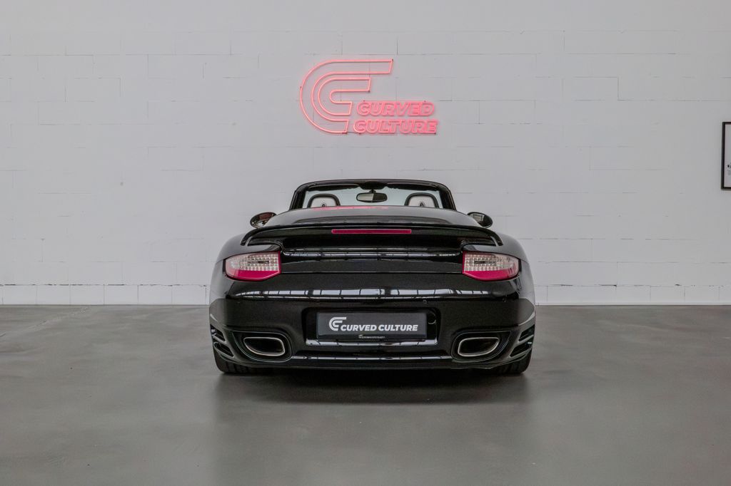 PORSCHE 997 2011