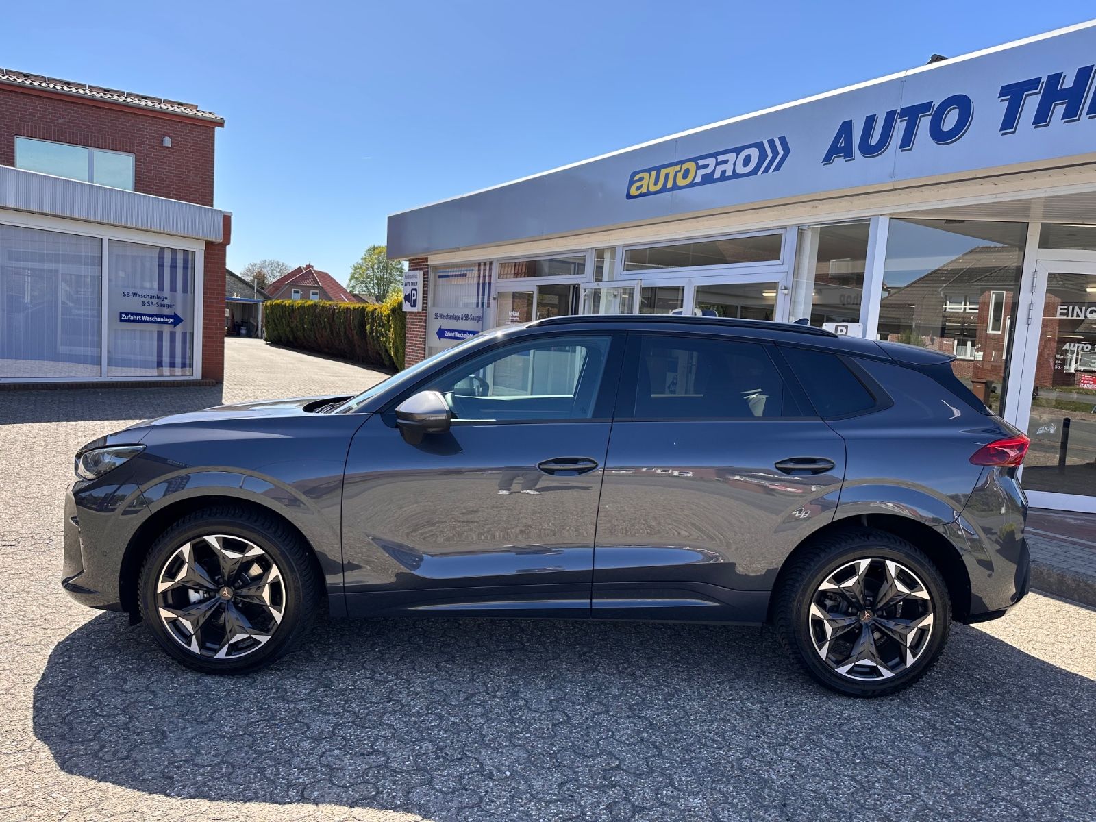 Fahrzeugabbildung CUPRA Terramar 1.5 eTSI DSG ACC/Navi/Sound/Memory/360°