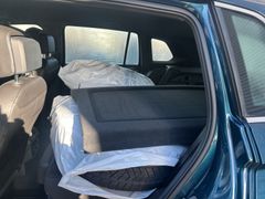 Fahrzeugabbildung Volkswagen Tiguan 1.5 TSI DSG R-Line LED NAVI KAMERA ACC