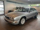 Jaguar XJ 8  Sovereign 4.0 - Jaguar XJ aus 2003
