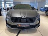Skoda Superb Combi Sportline 2,0 TSI 195 kW 7-Gang-DSG - Skoda Superb: Alcantara