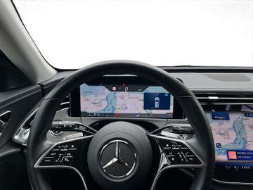 Mercedes-Benz E 220 d Avantgarde Navi+SHZ+LED+AHK+Carplay+RFK