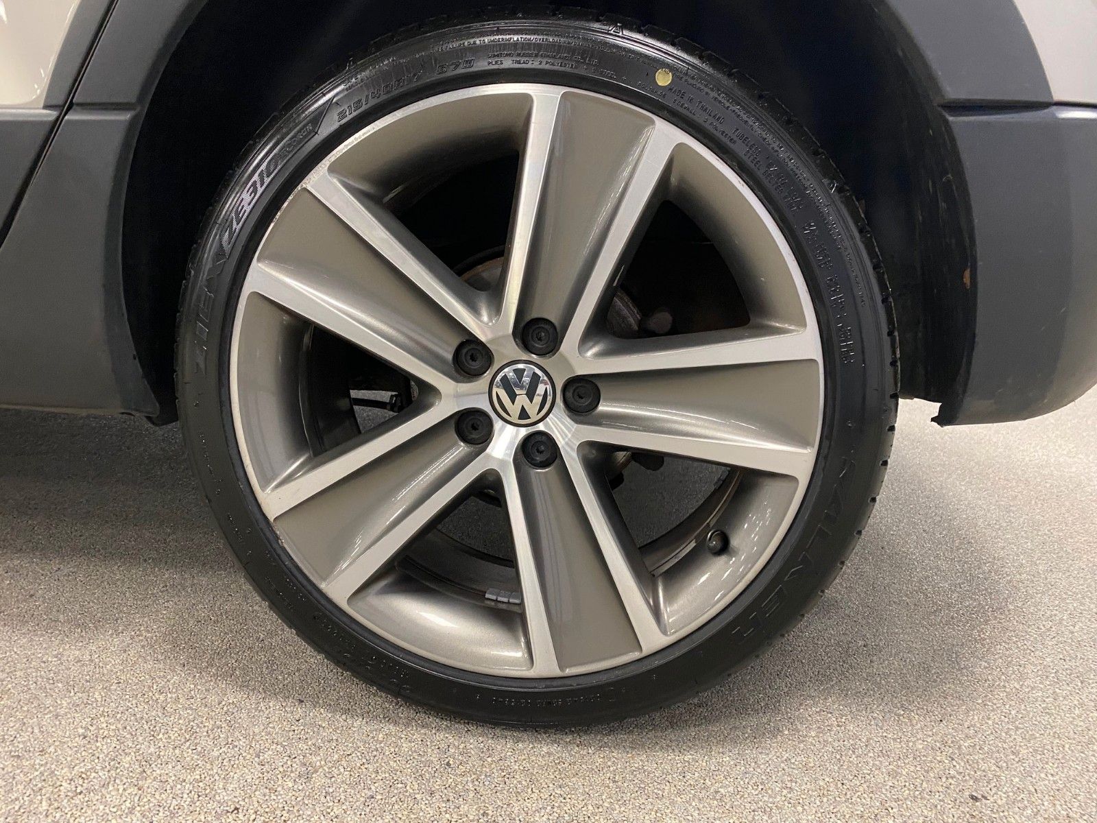 Fahrzeugabbildung Volkswagen Polo 1.2 TSI CrossPolo 1.Hand+17"Alu+CHECKHEFT++