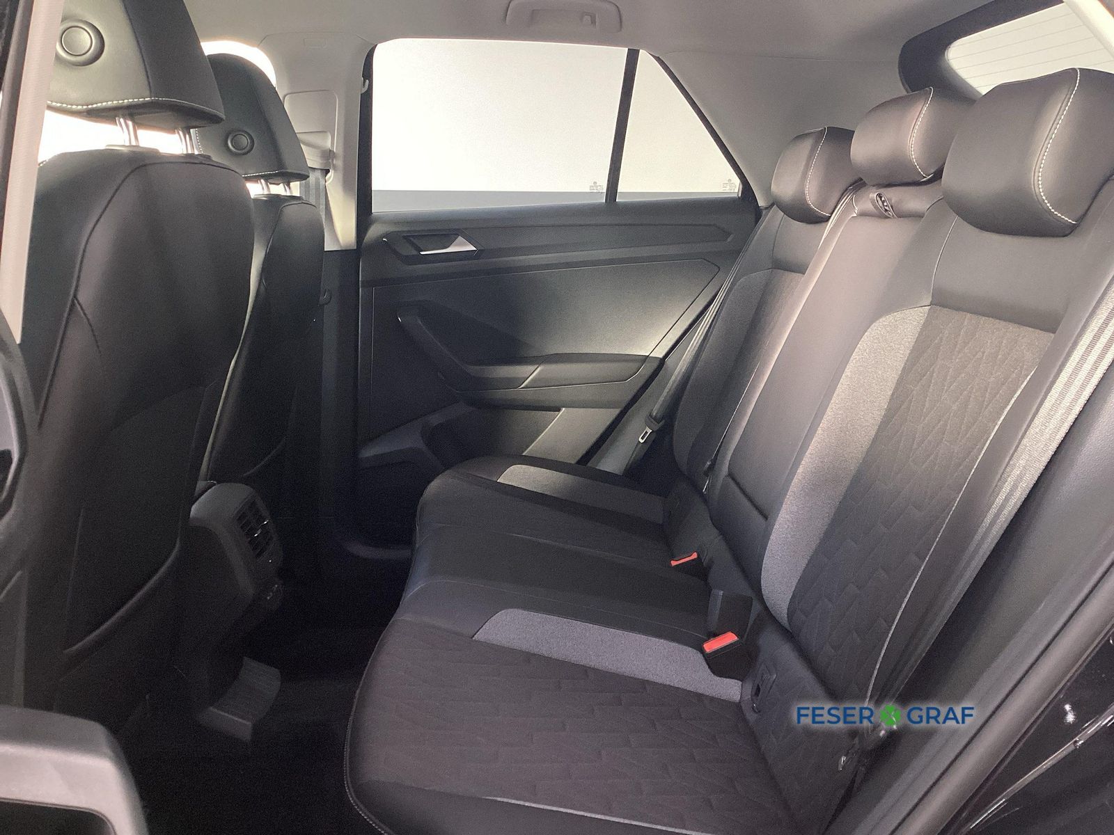 Volkswagen T-Roc - Bild 10