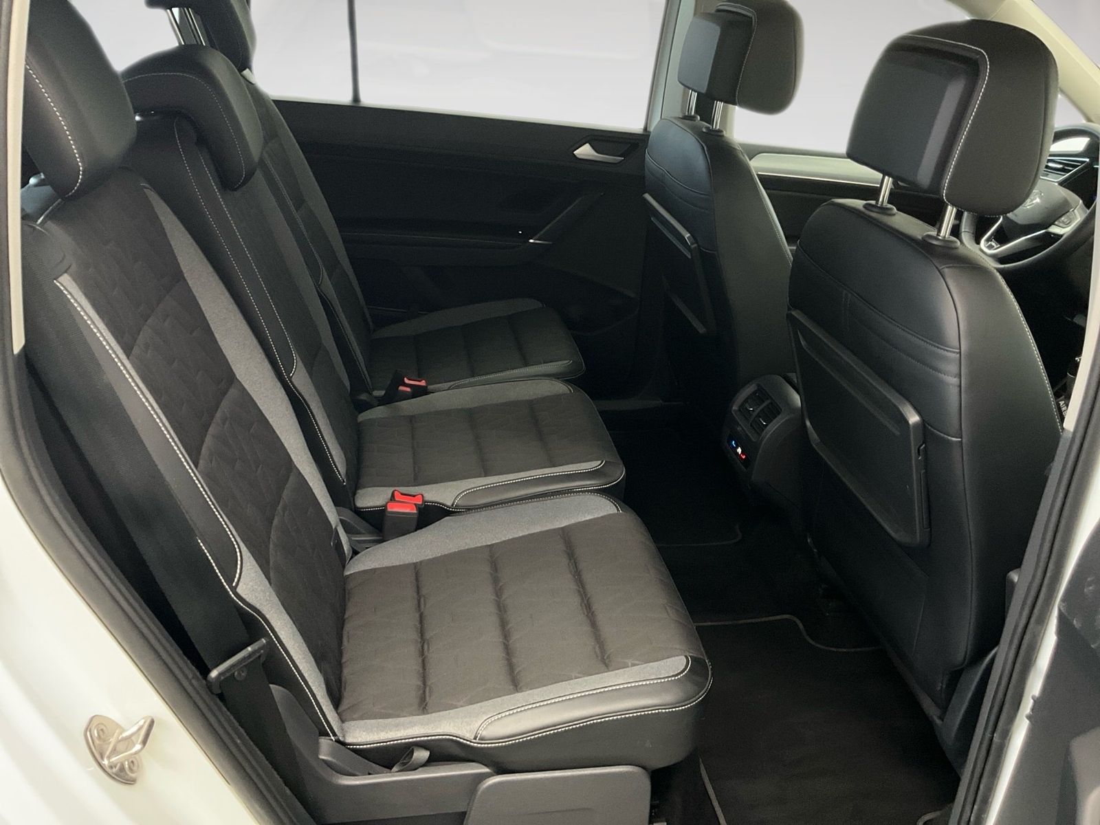 Volkswagen Touran - Bild 10