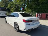 BMW 320i M-Paket, Live Cockpit, Kamera - BMW 320 Gebrauchtwagen in München