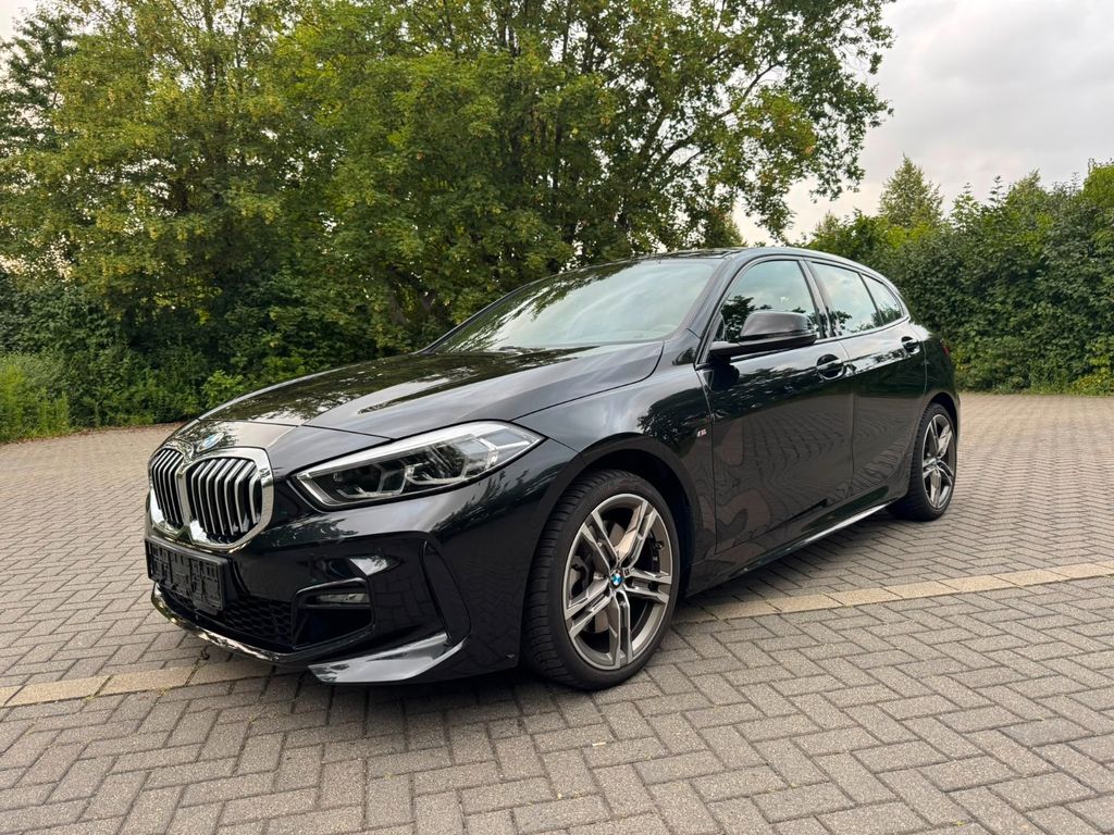 Image of BMW 120