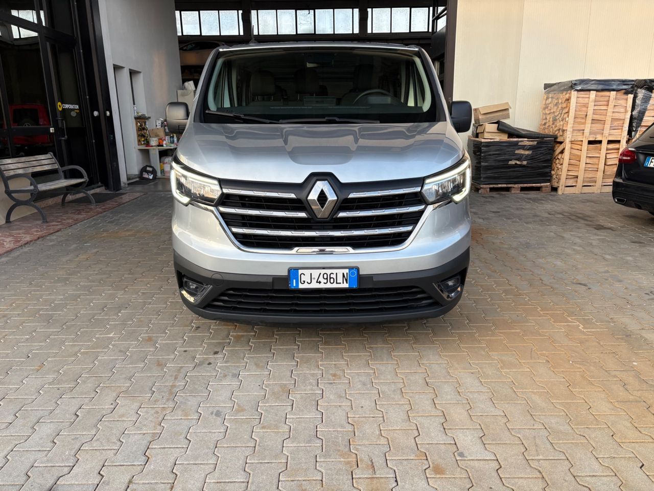 Other Renault Trafic T27 2.0 dCi 170CV EDC PC-TN-DC Fu imagem 2