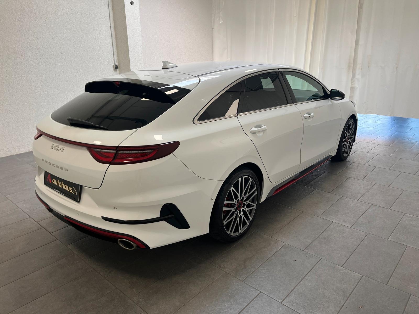 Kia Proceed 1.6 T-GDI GT|Navi|Akrapovic|CAM