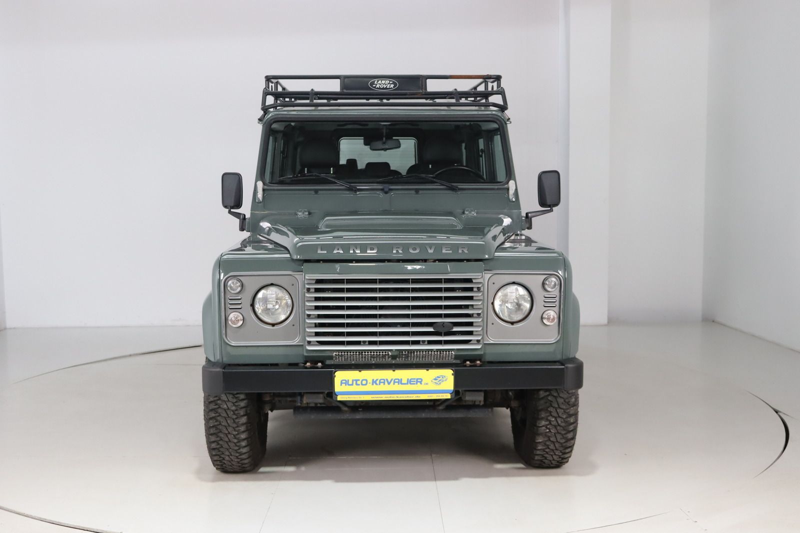Fahrzeugabbildung Land Rover Defender 110 Station Wagon SE * AHK * Sitzhzg.