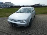 Volkswagen Golf 1.6 Comfortline  TÜV 03/2028 neu - Volkswagen Golf aus 2003: 1.6