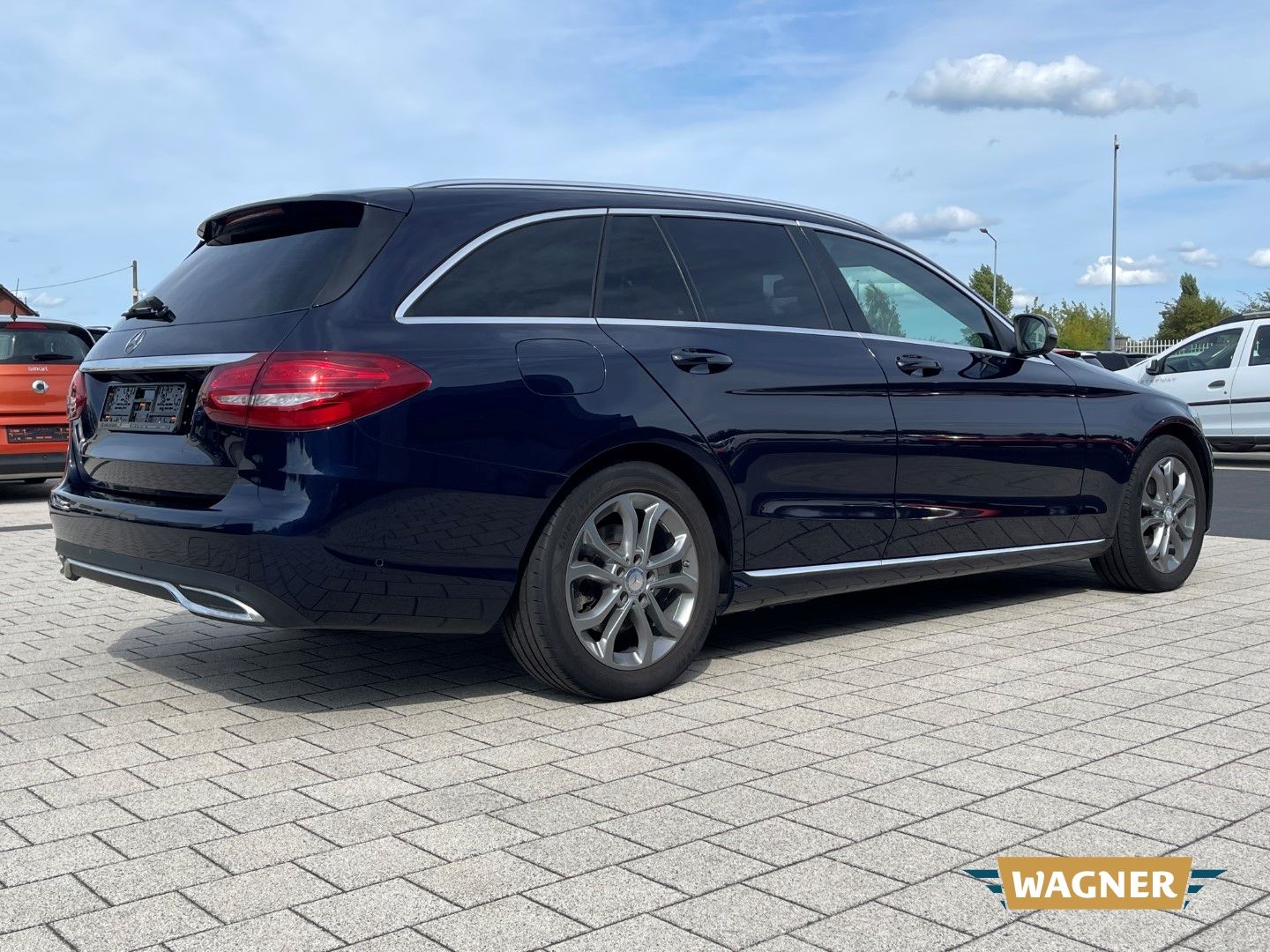 Fahrzeugabbildung Mercedes-Benz C 180 T CGI AVANTGARDE Lagerschaden