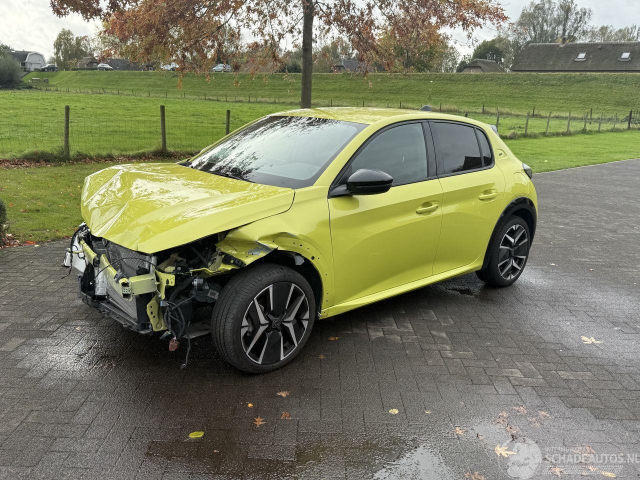 Peugeot 208 1.2 Puretech 100 GT