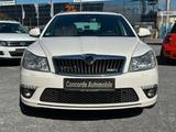 Skoda Octavia Combi RS, DSG Zylinder Kopfdichtung deff - Skoda aus 2010: RS