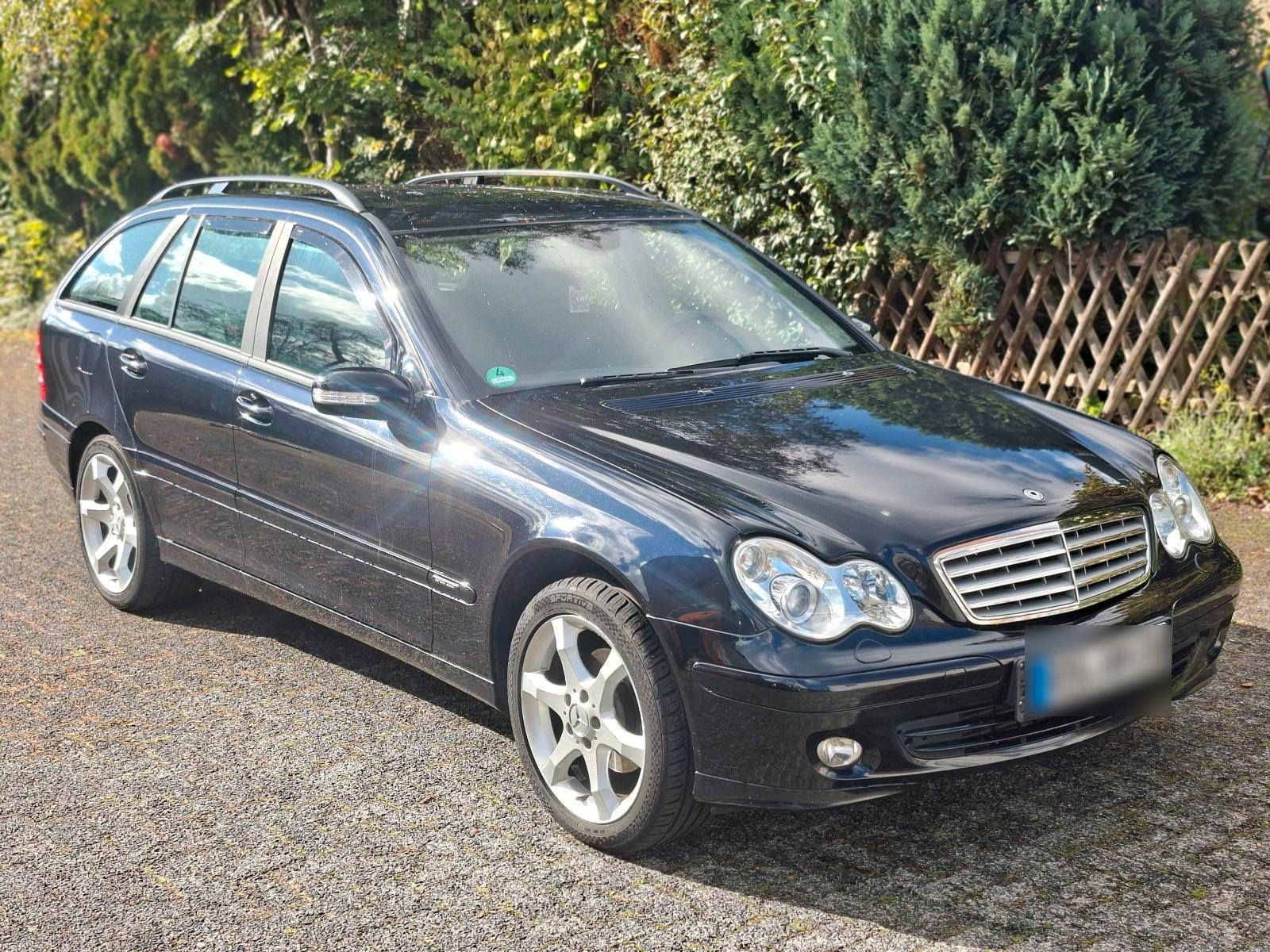 Mercedes-Benz C180 2007 — двигун 143 HP (105kW)