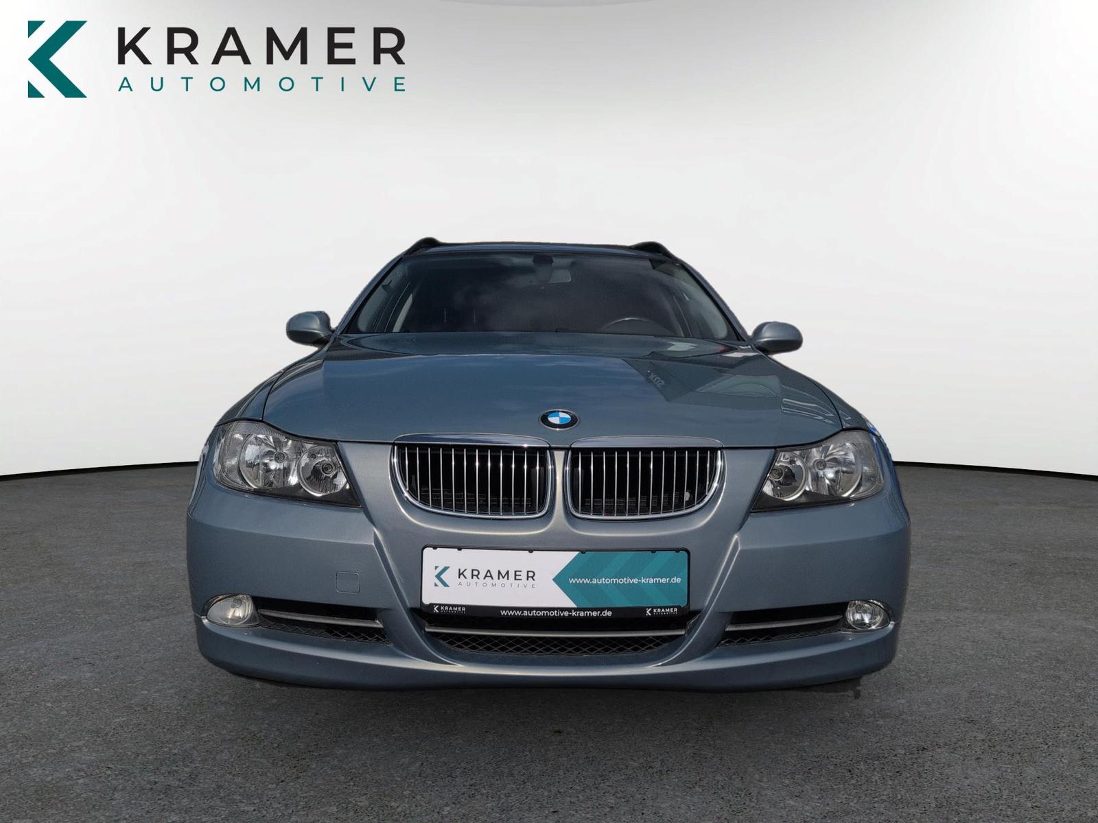 BMW 330xi Touring 258 ch 6 cylindres xDrive • Boîte auto • Toit pano • Xénon • Attelage