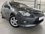 Hyundai i30 CW 1.6 16V AUTOMATIK KLIMA SHZ ALU TÜV/06.20 - Hyundai i30 mit Benzin-Antrieb: Kombi, 1.6