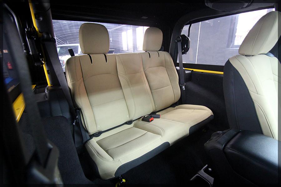 Jeep Wrangler 3.6 V6 Sport Auto / CAM / UNFALLFREI