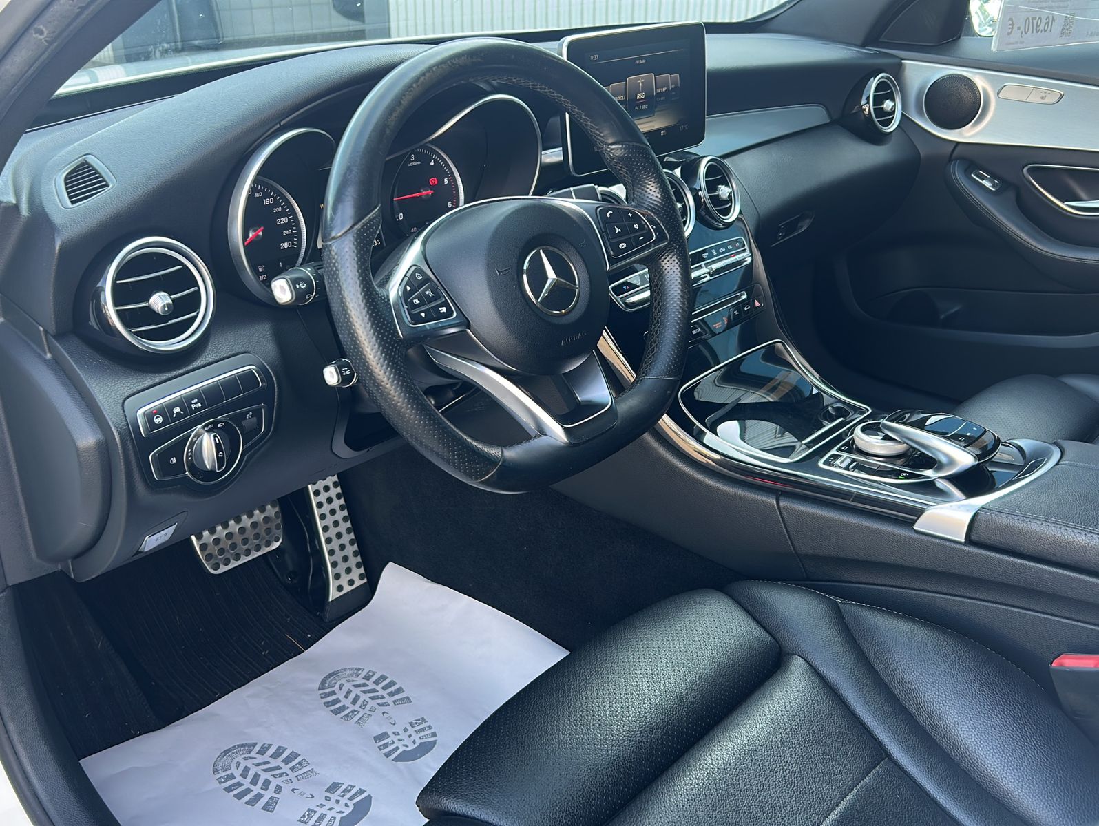 Fahrzeugabbildung Mercedes-Benz C250 T BlueTec / d 4Matic AMG-Line