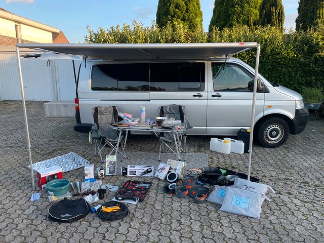 Volkswagen VW T5 Lang-Version Camper mit Zubehör