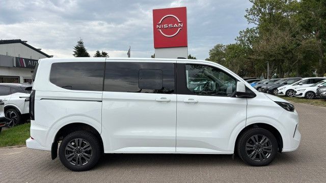 Fahrzeugabbildung Ford Tourneo Custom Bus 320 L1 Tourneo Titanium 8Sitz
