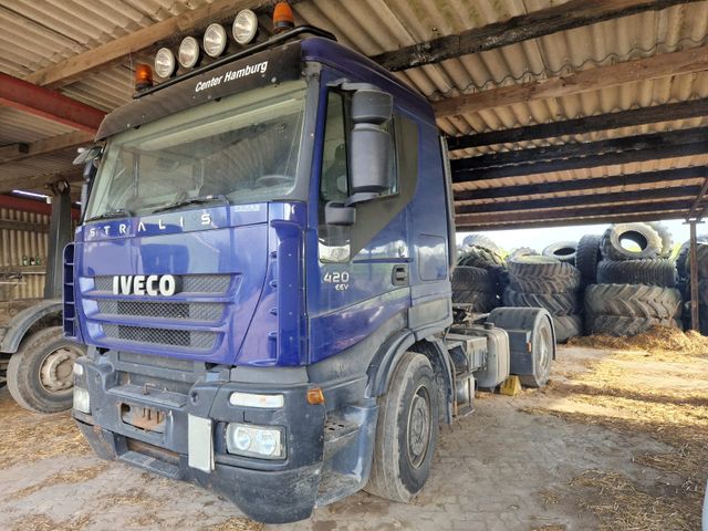 Iveco Stralis   420  /  AS440S 42T  / P HI - WAY/P