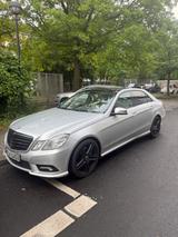 Mercedes-Benz E 500 4MATIC 5.5L Evolution AMG Edition - Mercedes-Benz E 500 in Duisburg