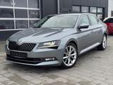 Skoda Superb Lim. Style*1Hand*Bi-Xenon*Navi*EU6* - Skoda Superb: 1.6