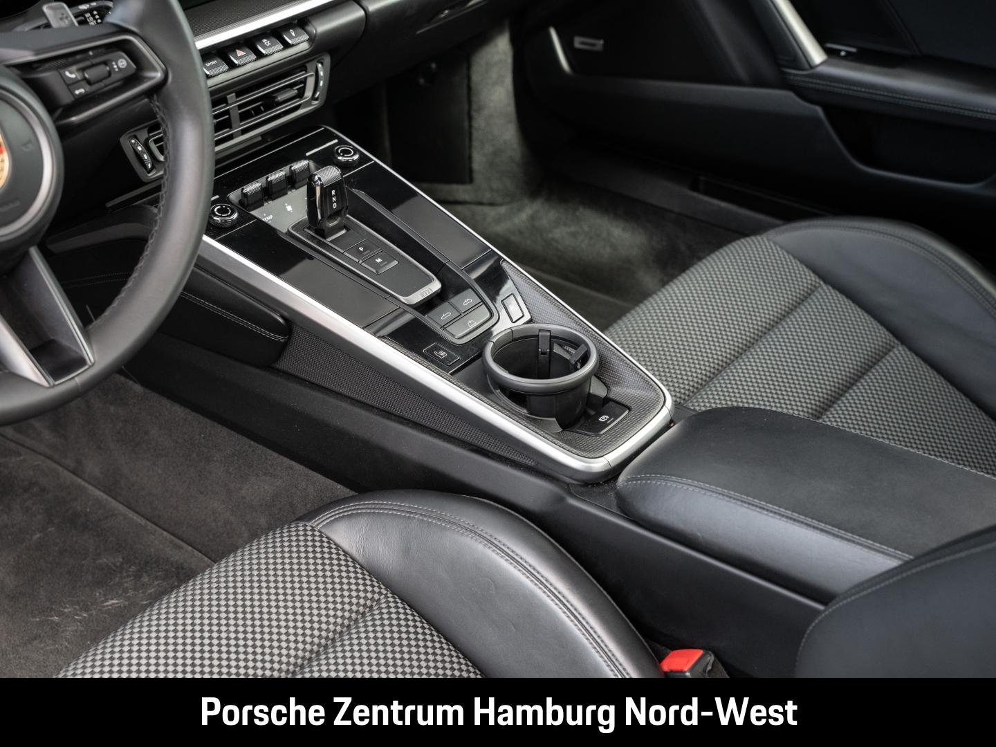 Porsche 992 (911) Carrera 4S Cabriolet BOSE SportDesign