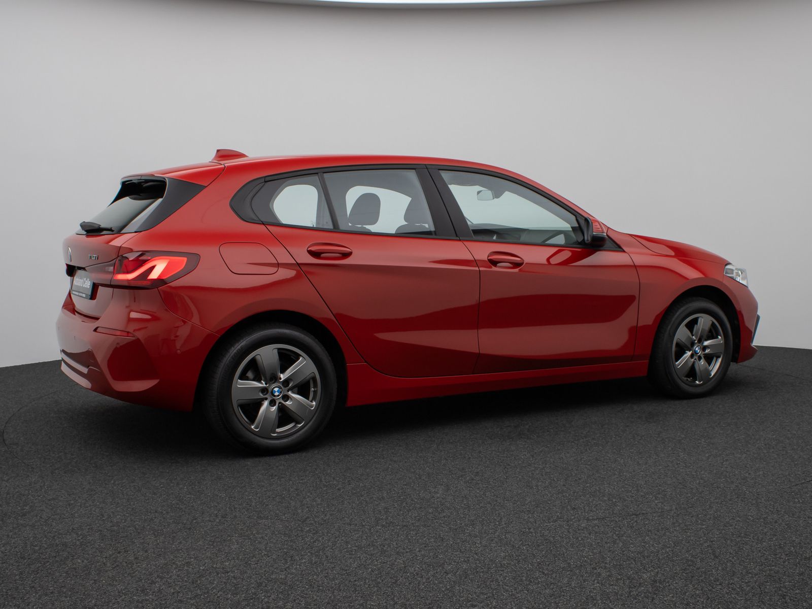 Fahrzeugabbildung BMW 118i GeschwindigReg Kamera DAB FernlichtAss LED