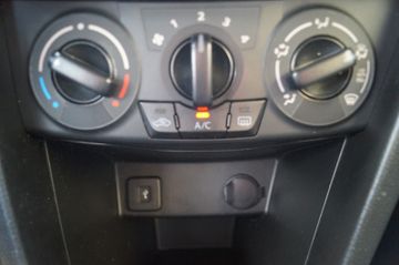 Suzuki Swift 1.2 30 Jahre KLIMA-ALU+WR.-TEMPOMAT-1.HAND