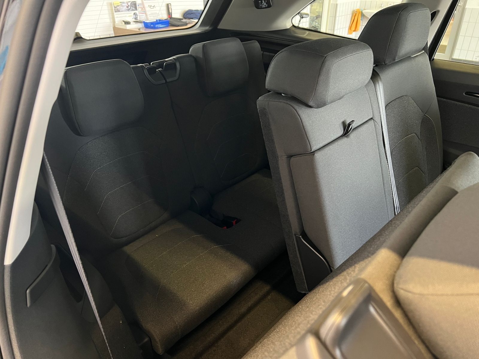 Fahrzeugabbildung SKODA Kodiaq Selection 2.0 TDI DSG 4x4 *AHK, 7 Sitze,