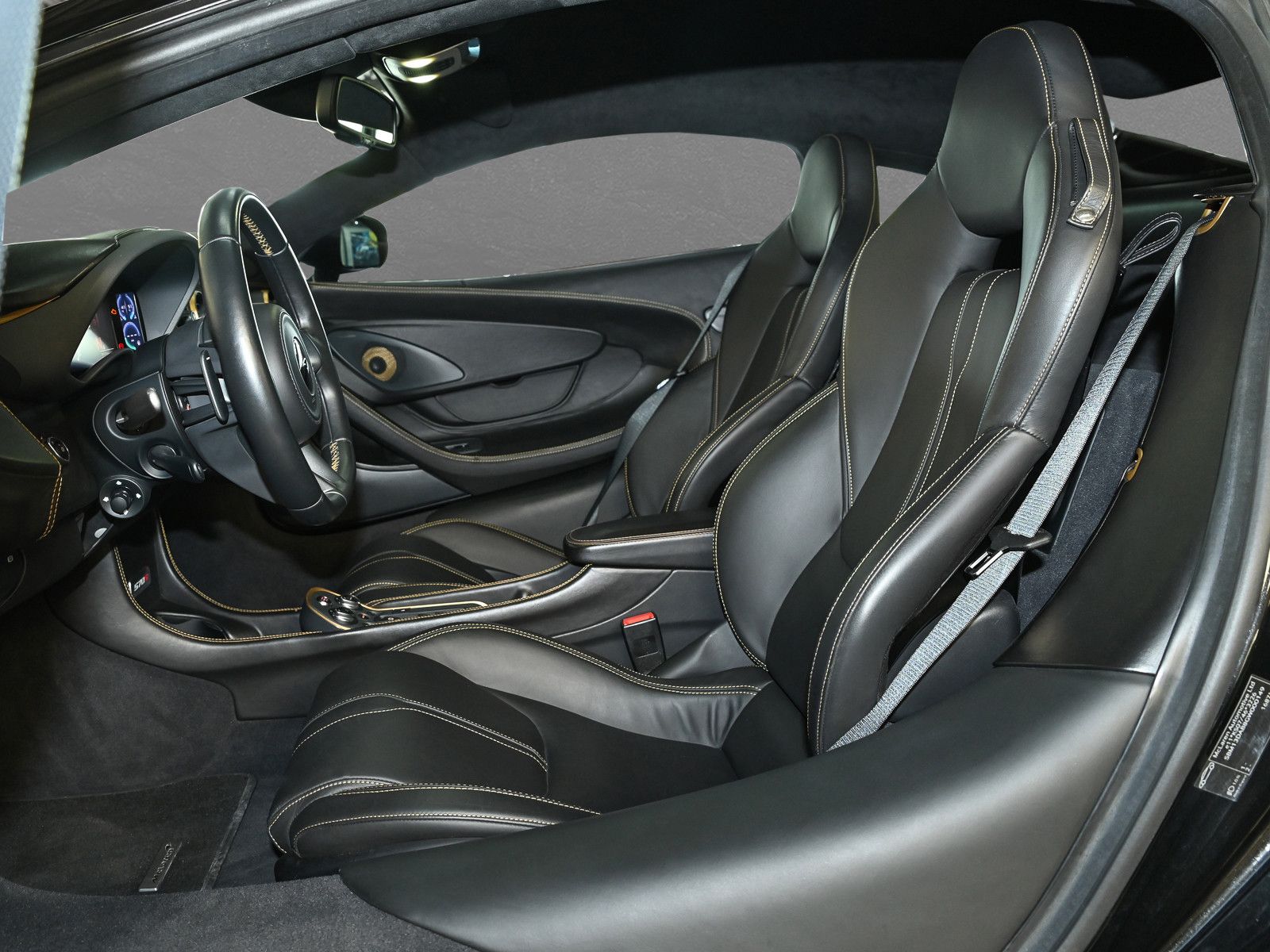 Fahrzeugabbildung McLaren 570S - Lift | Bowers&Wilkins | Nappa | Softclose