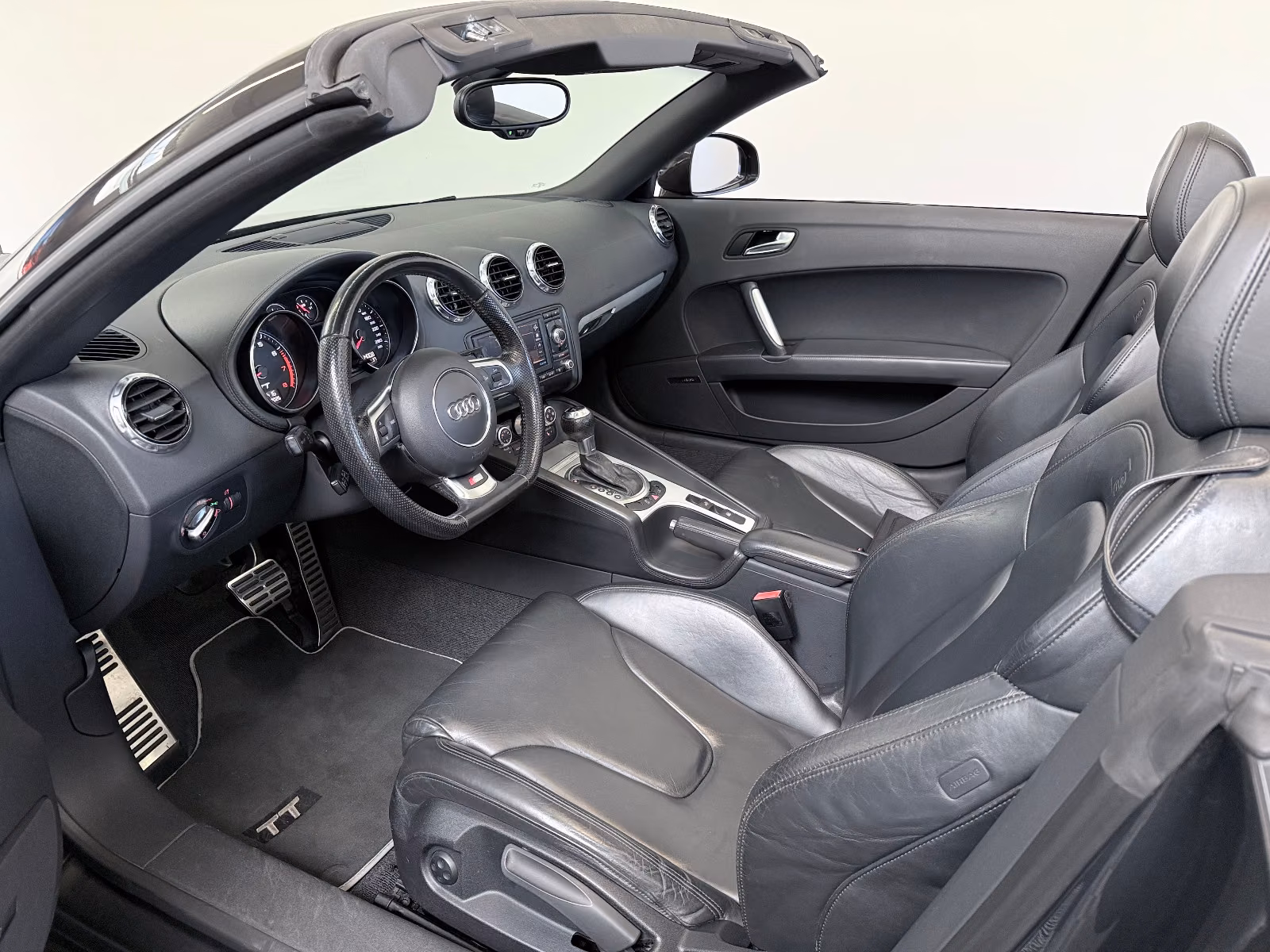 Audi TT Roadster 2.0 TFSI *3xS-line*Bose*Navi*19Zoll*