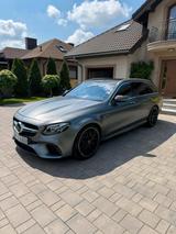 Mercedes-Benz Mercedes E63 S . 2018 Ohne OPF . - Mercedes-Benz 190: 2.6