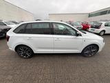 Skoda Rapid Spaceback Style Plus PANO/KLIMA/AHK/PDC - Skoda Rapid in Köln