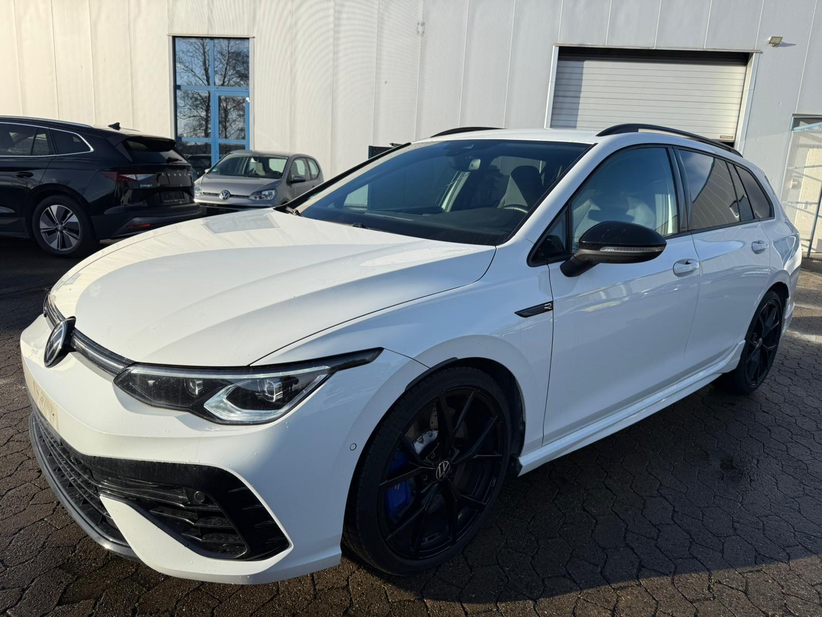 Volkswagen Golf R 4Motion 2.0 TSI/AHK/MATRIX/TRAVEL/VIRTUAL