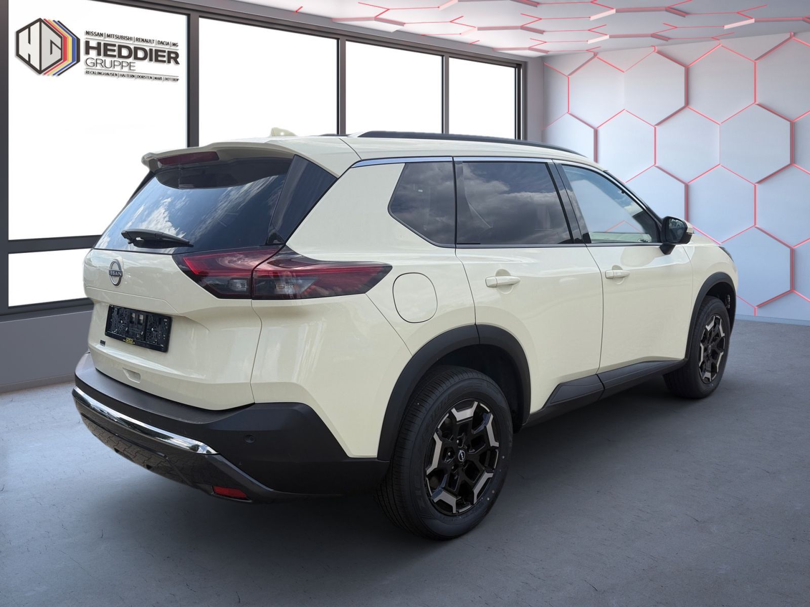 Fahrzeugabbildung Nissan X-Trail 1.5 VC-T e-Power N-Trek e-4orce TAXIUMBA