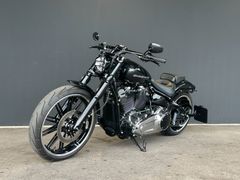 HARLEY DAVIDSON Softail Breakout 107 mit JEKILL & HYDE KLAPPE