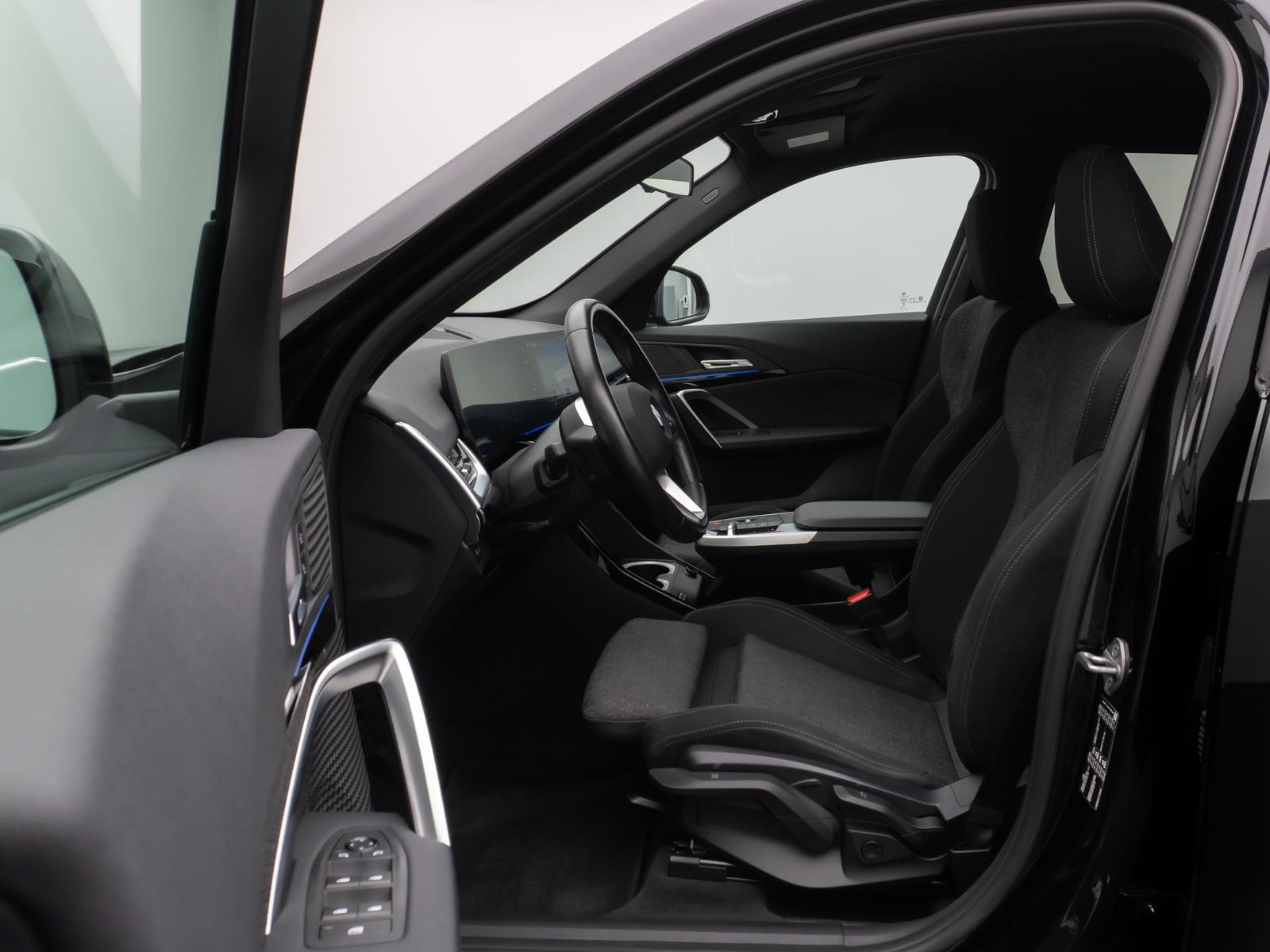 BMW X1 sD18d Kamera DAB Fernlichtassist Sport LED, миниатюра 19