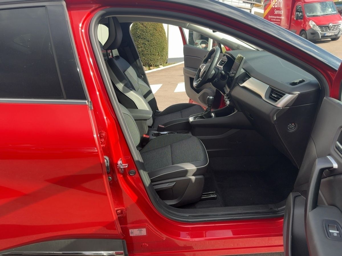 Fahrzeugabbildung Renault Captur Techno TCe 140 Navi Kamera SHZ