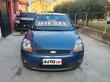 Ford Fiesta 1.4 TDCi Neopatentati manuale 2006 - Ford Fiesta aus 2006 mit Diesel-Antrieb