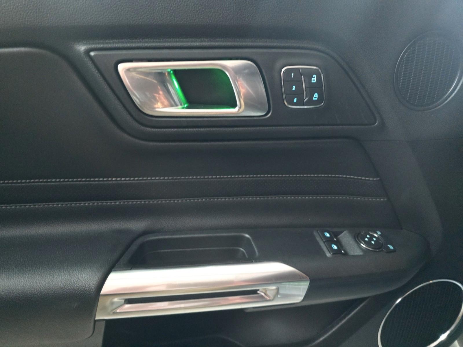 Ford Mustang GT 5.0 V8 Premium / SBL / ACC, миниатюра 16