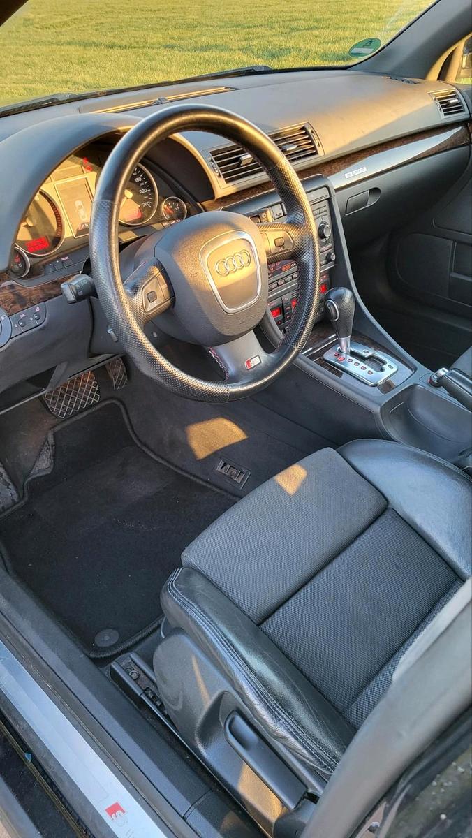 Audi A4 2005 — photo 10