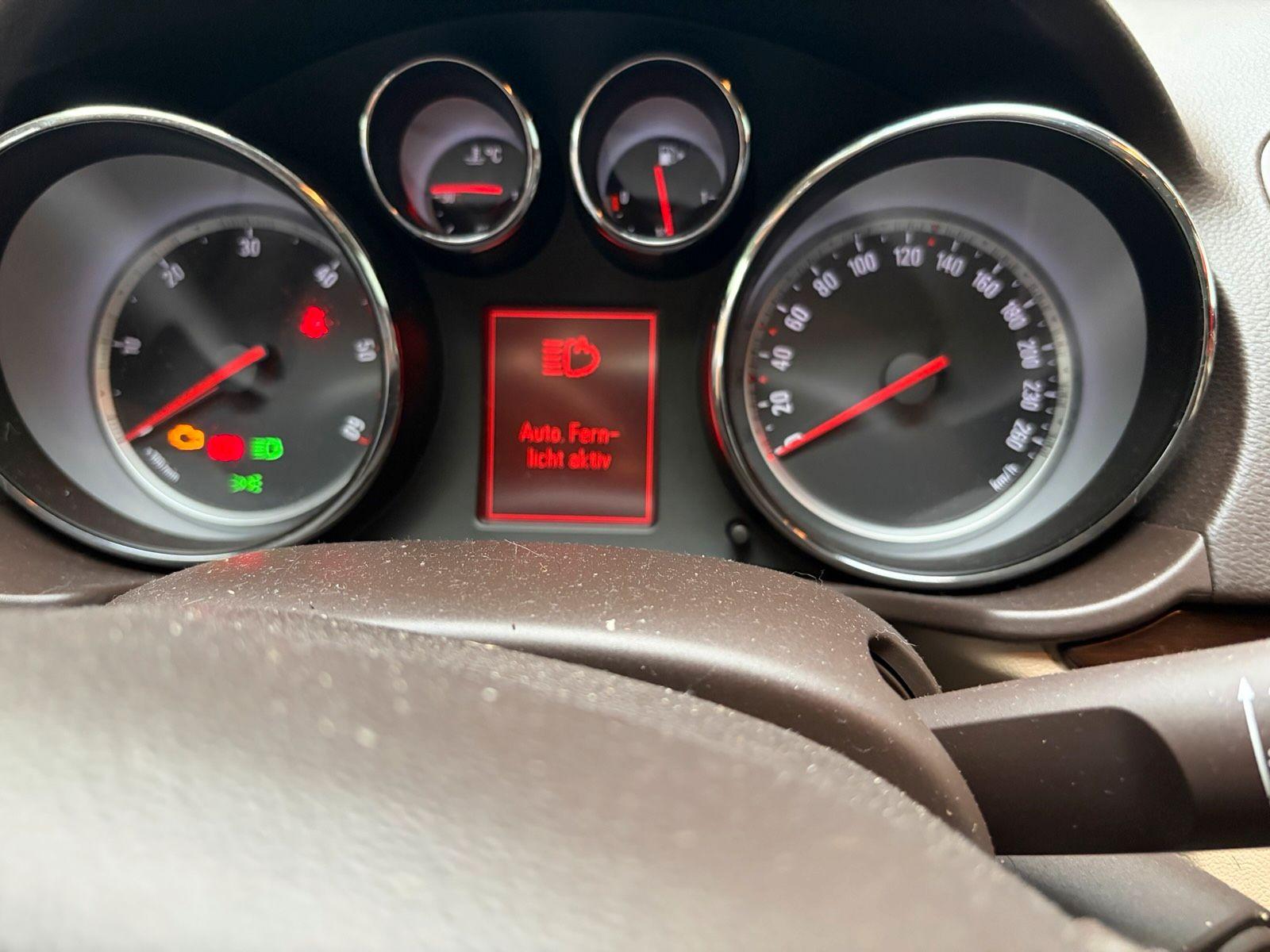 Opel Insignia 2009 — photo 7