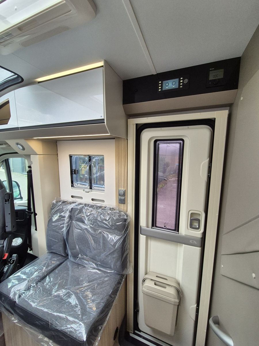 Fahrzeugabbildung Adria Compact Supreme DL LED,Truma6E,Safety,Navi+RFK
