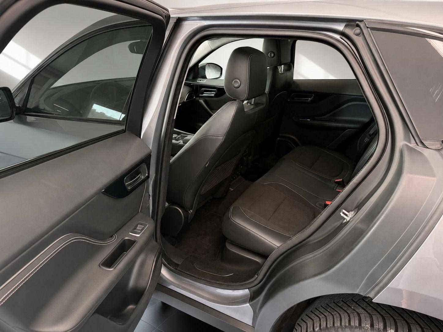 Jaguar F-Pace 25d R-Sport AWD (EURO 6d-TEMP), миниатюра 13